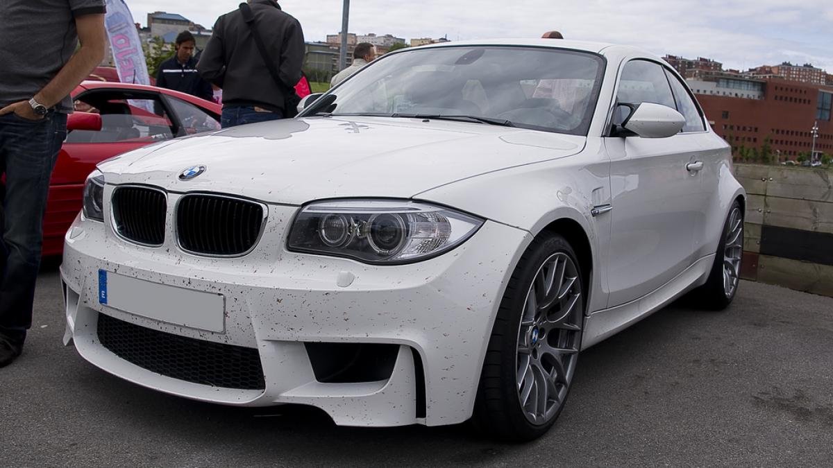 BMW recheamă în service peste 300.000 de maşini