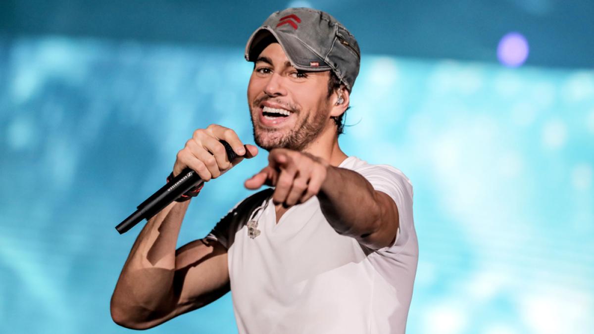 Enrique Iglesias promovează un concert de binefacere la Lisabona alături de Cristiano Ronaldo