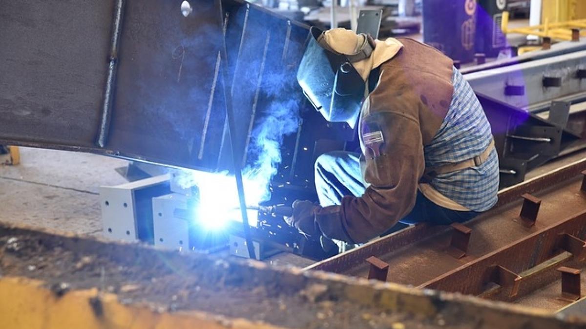 Românii, ultimii în UE la contractele de muncă temporară
