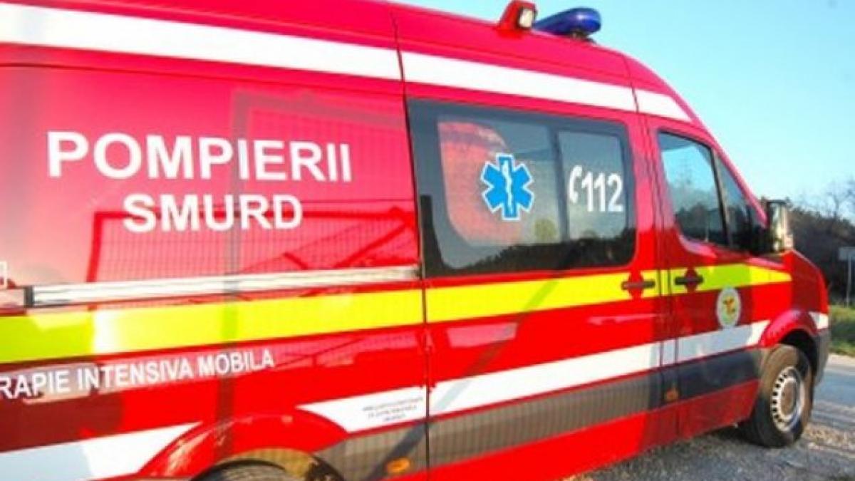 Un mort şi mai mulţi răniţi în urma unui accident în Hunedoara. Autorităţile au activat Planul Roşu de intervenţie