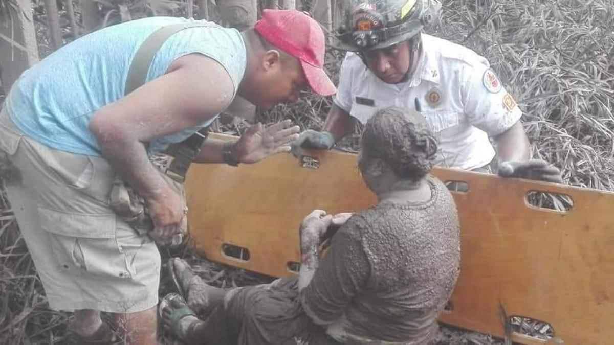 video imagini de apocalipsa in guatemala dupa ce vulcanul fuego a erupt violent