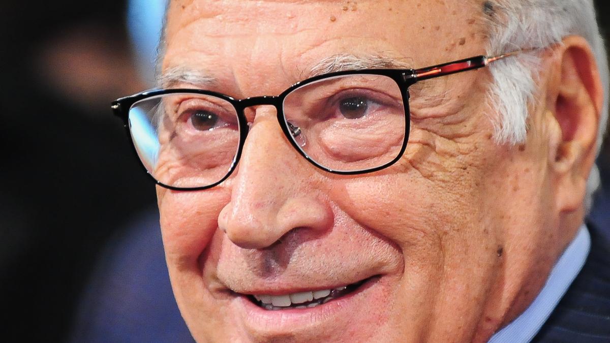 Dan Voiculescu castiga la ICCJ