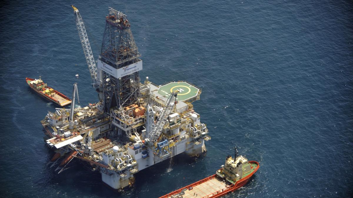 Exxonmobil dă 6,5 milioane de euro pentru extracţia de gaze din Marea Neagră