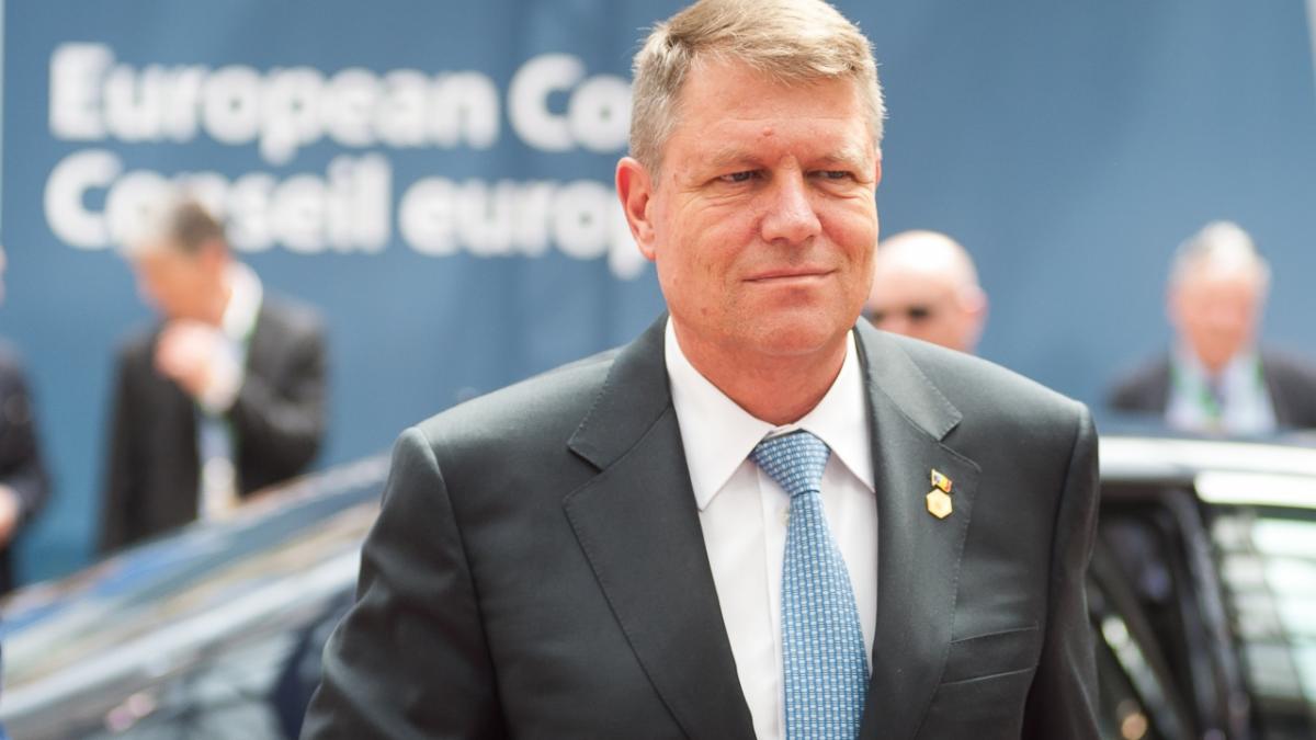 Preşedintele Iohannis solicită Parlamentului reexaminarea Legii privind Registrul Naţional de Publicitate Mobiliară 