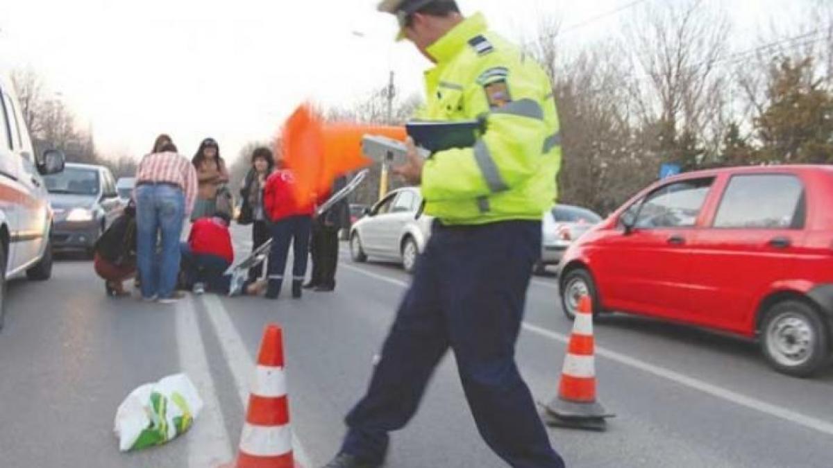Tragedie în Neamţ! Un pieton a fost accidentat mortal de un TIR condus de un ucrainean 