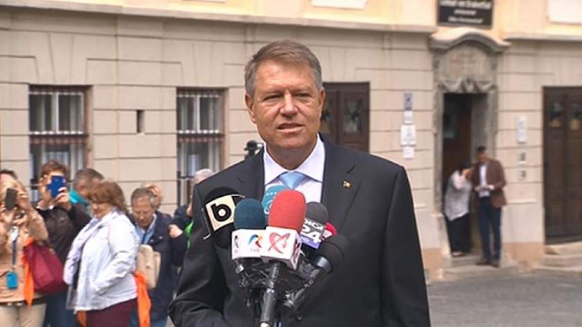 Iohannis: Cred că odată şi odată trebuie să tragem linie şi să terminăm cu acest sistem de ordonanţe de urgenţă 