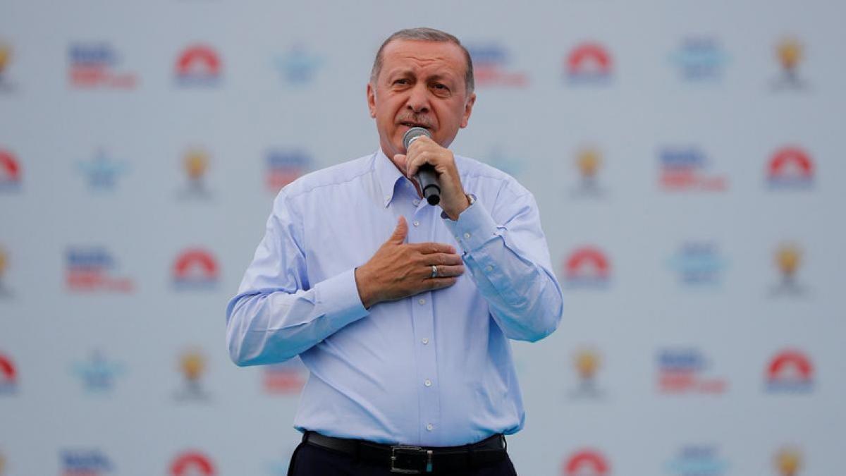 Stoltenberg îl felicită pe Erdogan