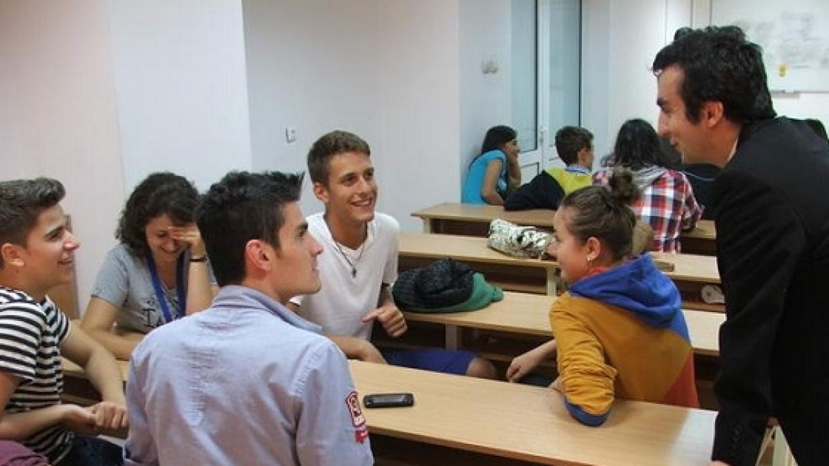 Opţiunile în fişele de înscriere pentru admiterea la liceu se fac între 29 iunie şi 3 iulie