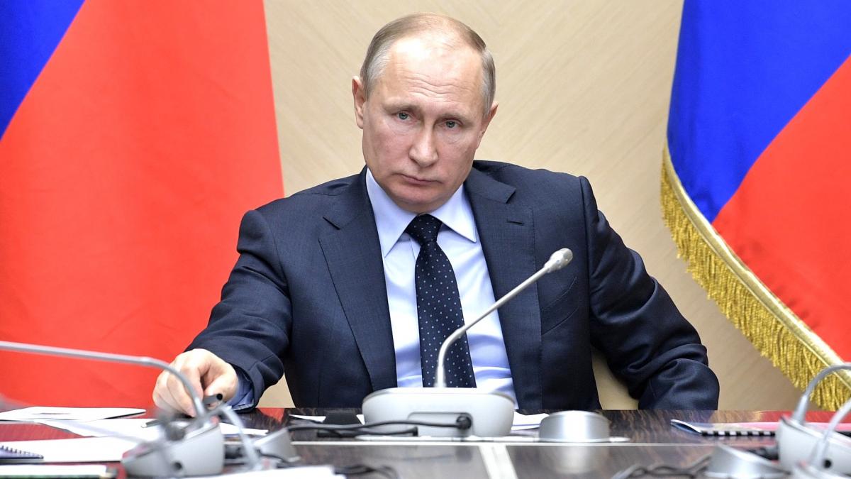 Vladimir Putin iar se laudă cu armele lui nucleare!