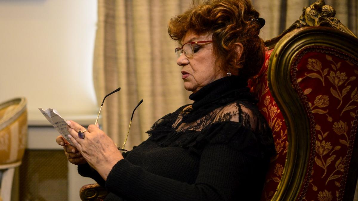 Actrița Cezara Dafinescu, profesoară de bune maniere în ”Băieți de oraș”