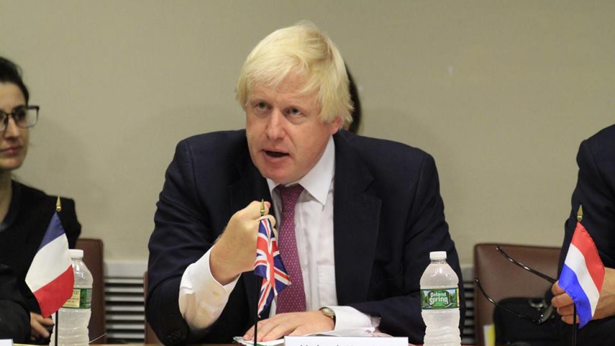Tensiune la Londra: Ministrul de externe Boris Johnson a demisionat