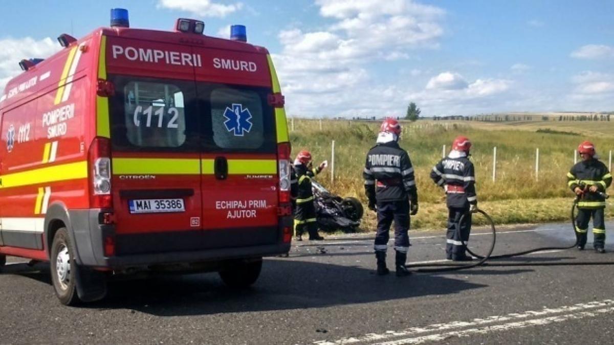O persoană a murit şi alte trei au fost rănite în urma unui accident în Iaşi