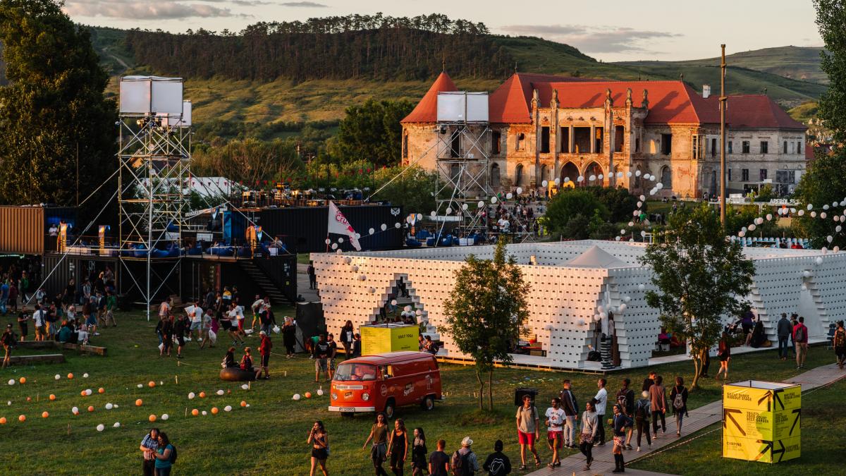 Începe numărătoarea inversă până la Electric Castle