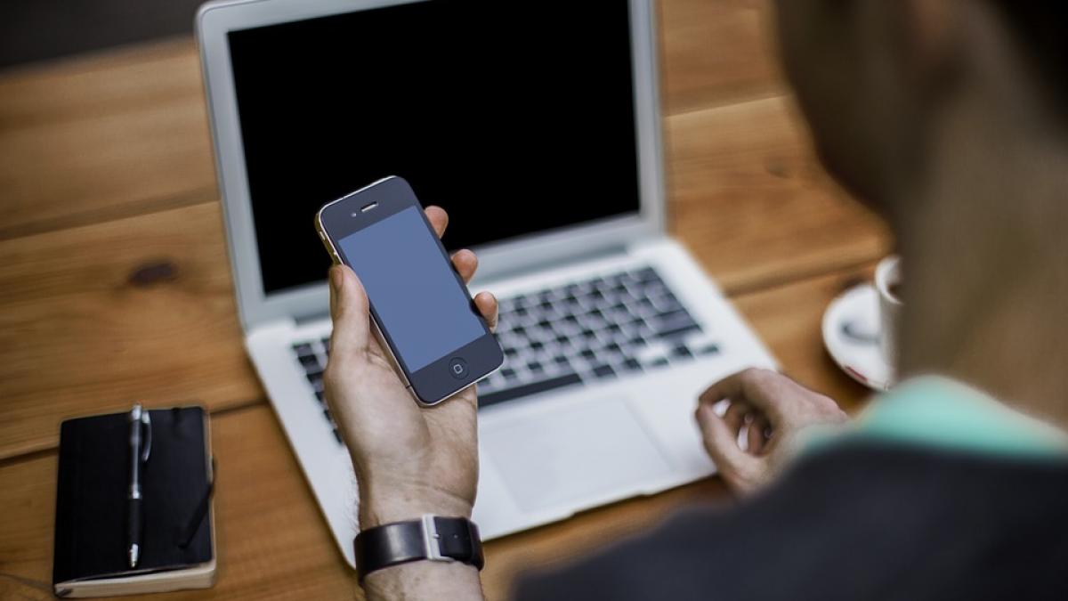 Giganţi din tehnologie, printre care şi Facebook, colaborează pentru a permite portabilitatea datelor utilizatorilor