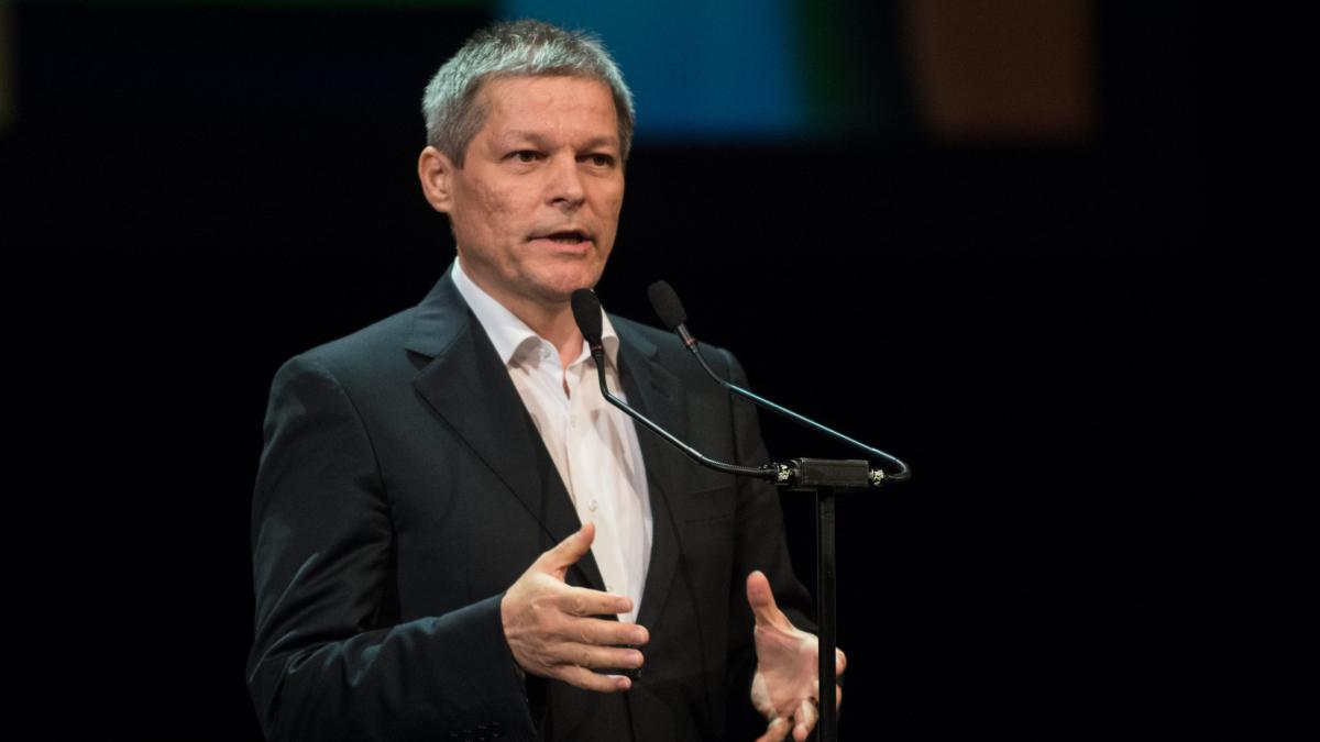 Cioloş despre o eventuală candidatură la prezidenţiale: Sunt gata să îmi asum orice decizie pe care o va lua partidul