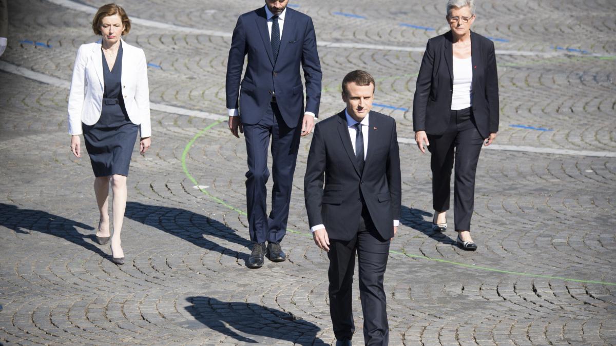 Emmanuel Macron se consideră vinovat în scandalul Benalla