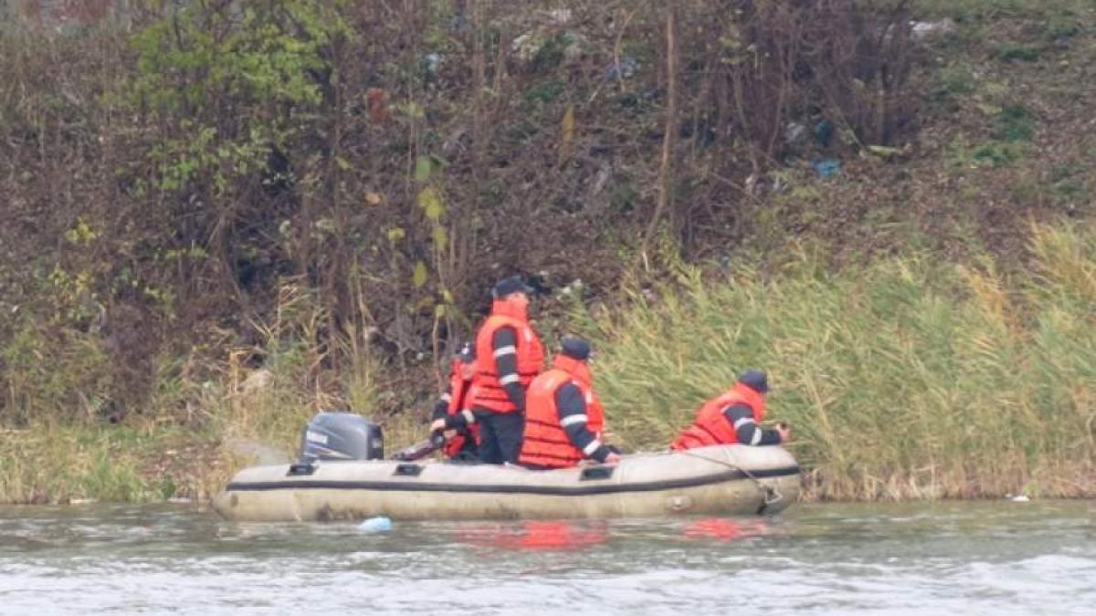 O femeie din Suceava a murit înecată, după ce a fost luată de apele unui pârâu, la Moldova Suliţa