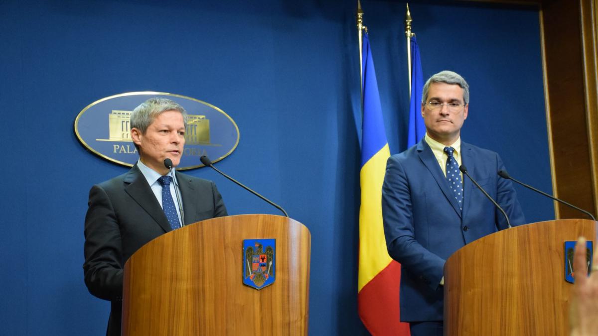 SRL-ul care leagă partidul lui Cioloș de DNA
