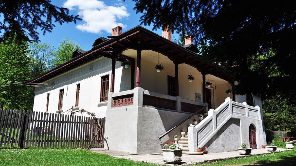 Casa Memorială Mihail Sadoveanu