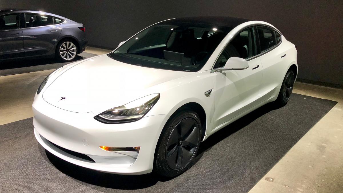 Tesla a înregistrat cea mai mare pierdere trimestrială din întreaga sa istorie