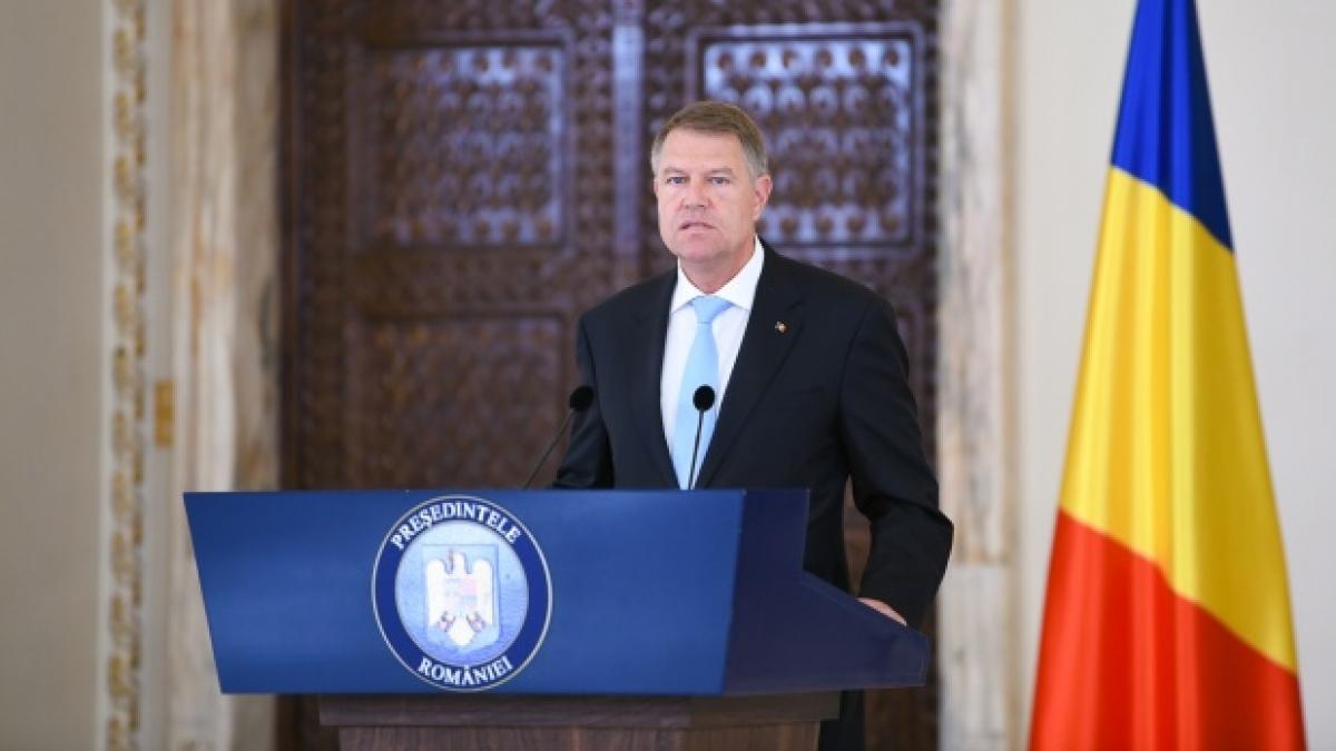 Iohannis: Dragnea, împreună cu câțiva acoliți, încearcă să folosească puterea să scape de justiție