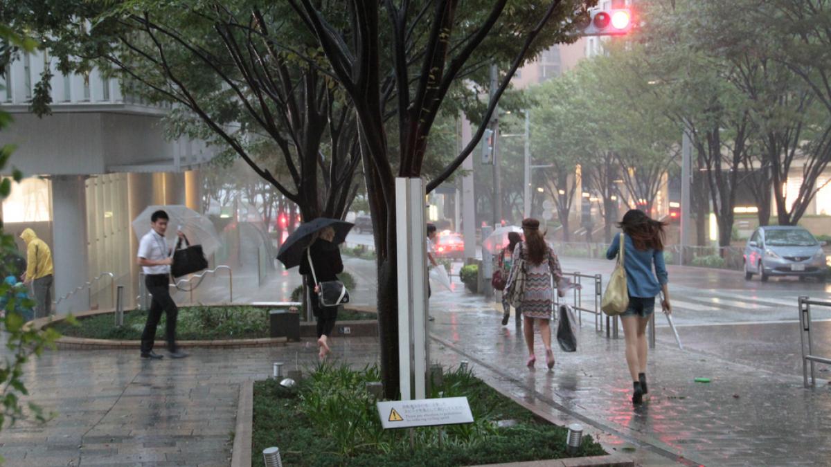 Un taifun ameninţă Tokyo şi coasta de nord-est a Japoniei; mai multe zboruri au fost anulate