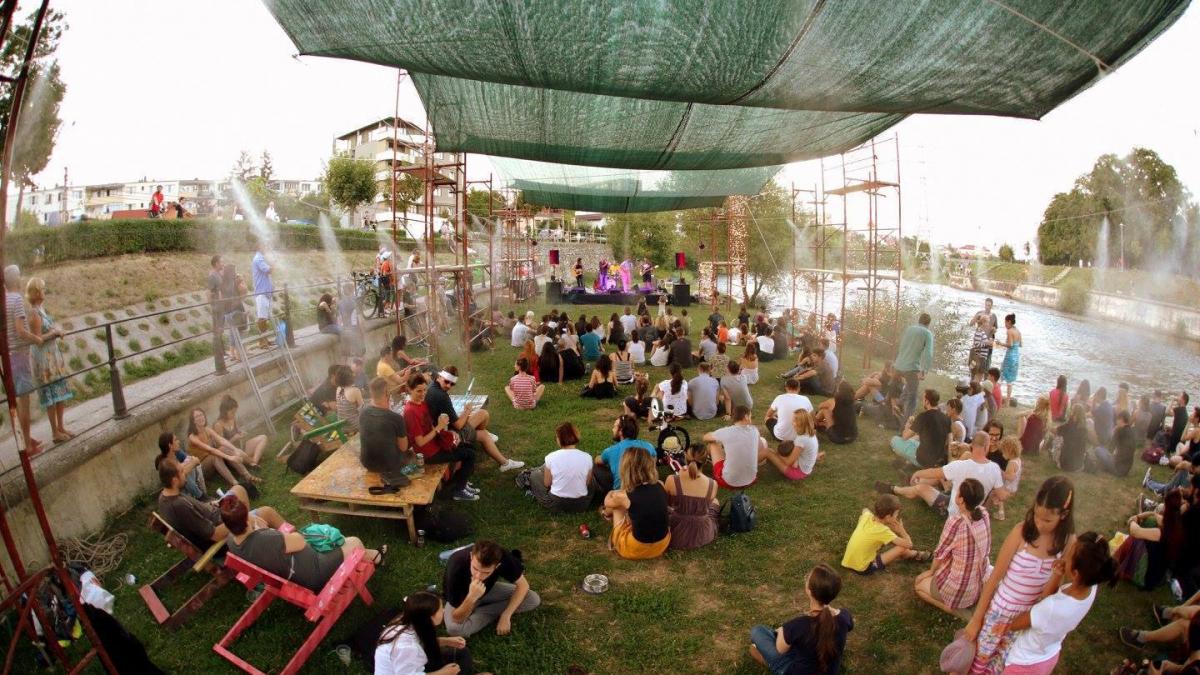 Litoralul se mută la Cluj. Vamos a la Playa