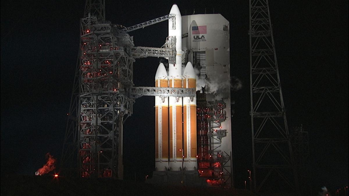 NASA a lansat cu succes sonda solară Parker