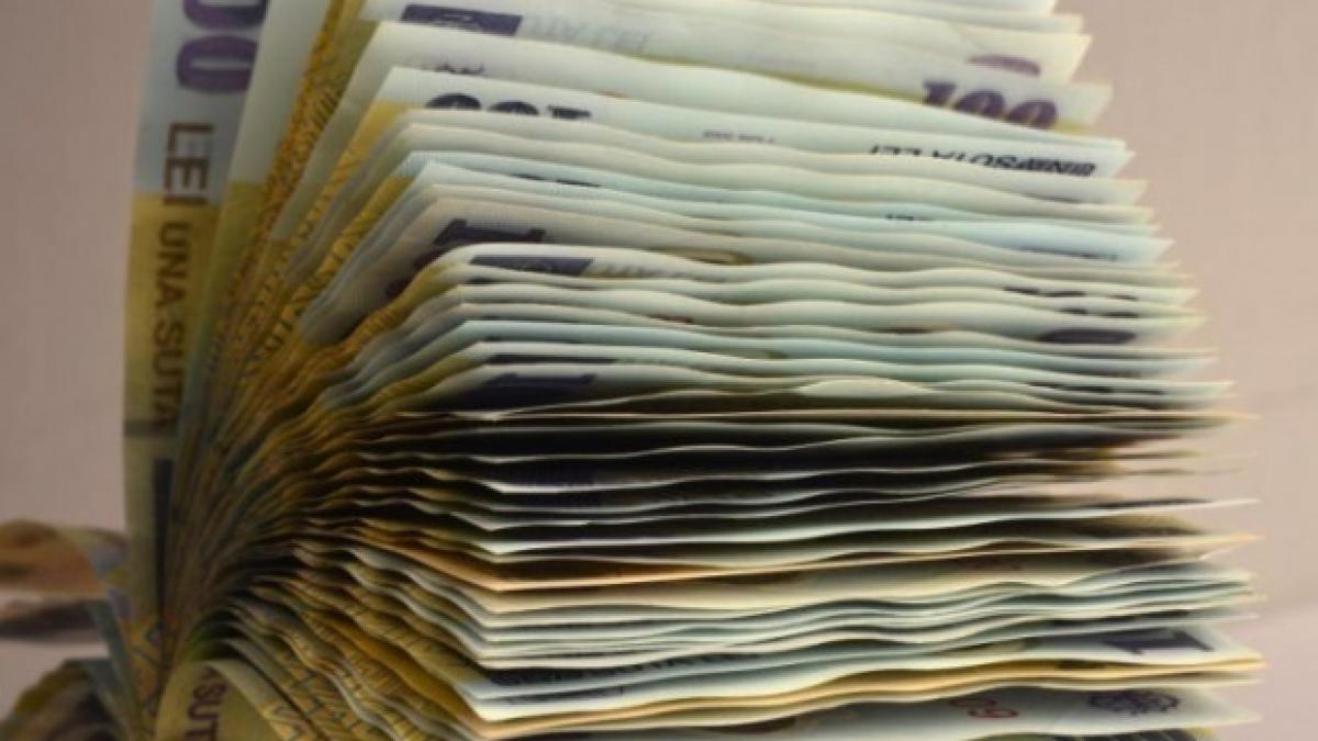  Deficitul de cont curent a crescut cu 7,23%, în primul semestru