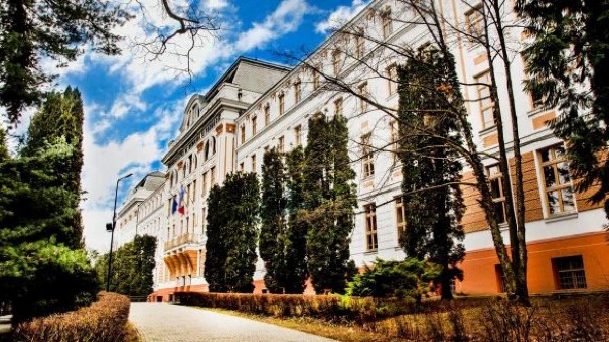O nouă sesiune de admitere la UMF "Gr.T.Popa", cele mai multe locuri fiind la Farmacie