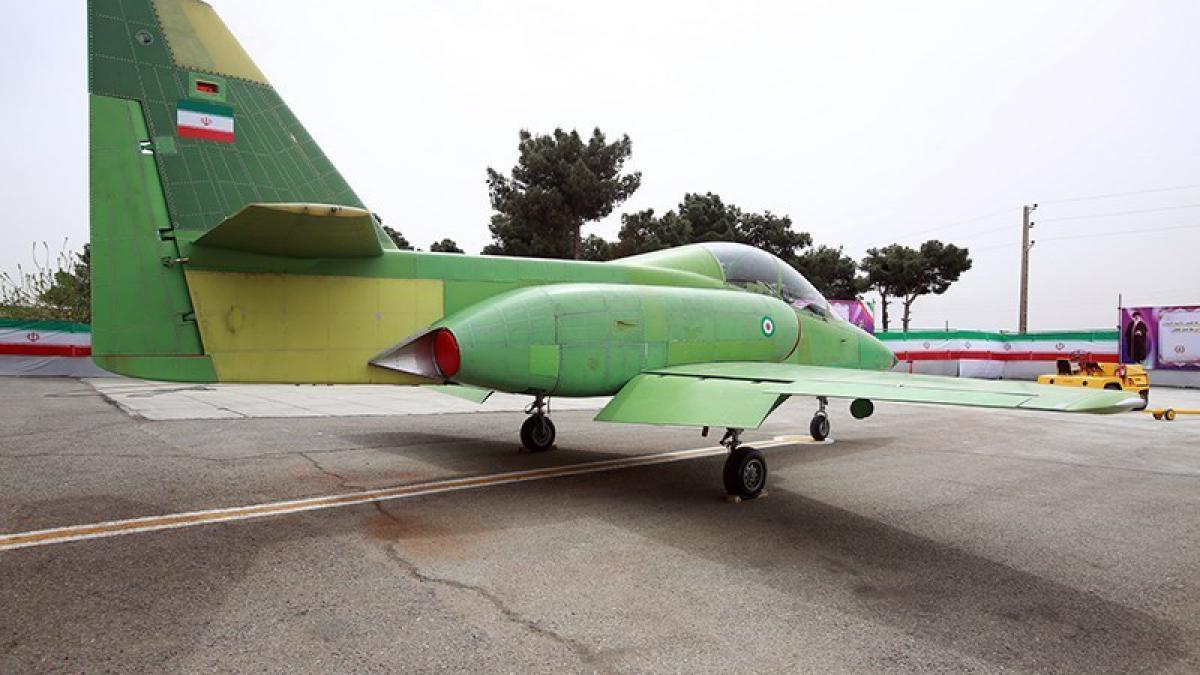 VIDEO. Primul avion de luptă al Iranului