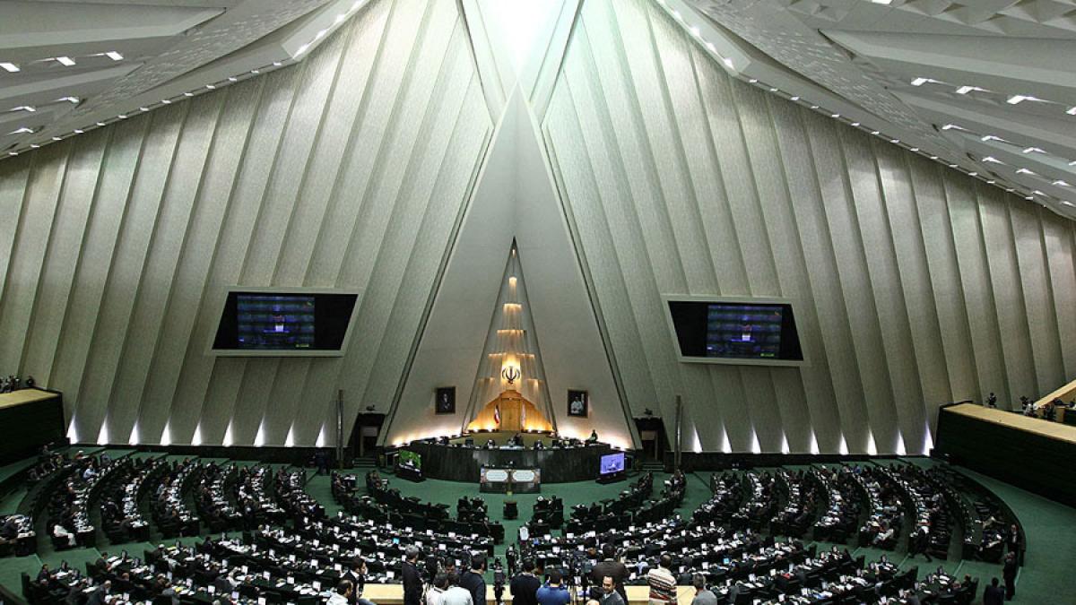 Iran: O noua lovitura pentru guvernul preşedintelui Rohani