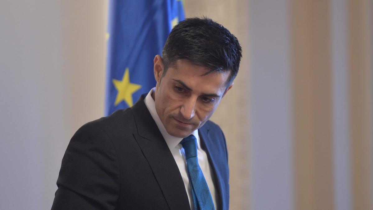 Manda vrea sa-l invite pe George Maior la Comisia SRI
