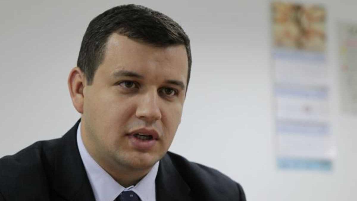 Tomac spune că PMP va demara discuții cu PNL și USR pentru unirea opoziției împotriva PSD