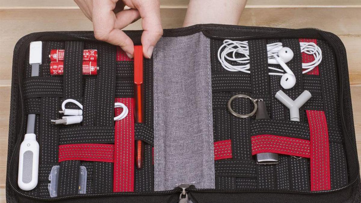 Organizator de gadget-uri