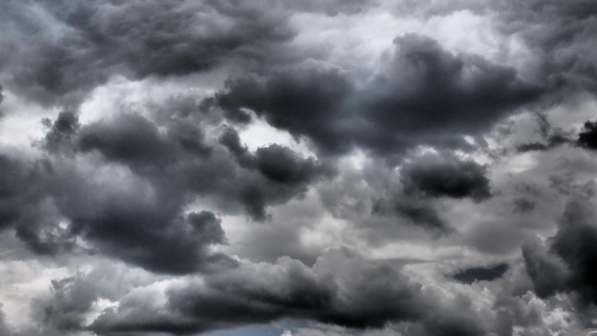Avertizare ANM de ultima oră: Instabilitate atmosferică pentru cea mai mare parte a ţării