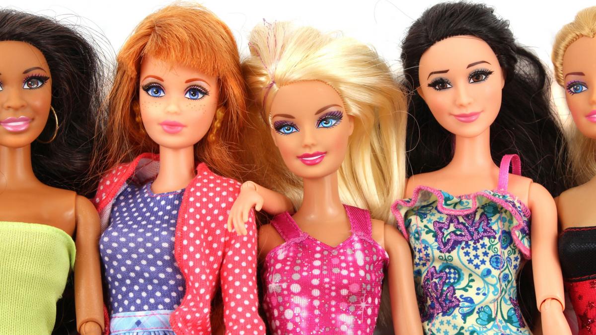 Producătorul păpuşilor Barbie se lansează în cinematografie