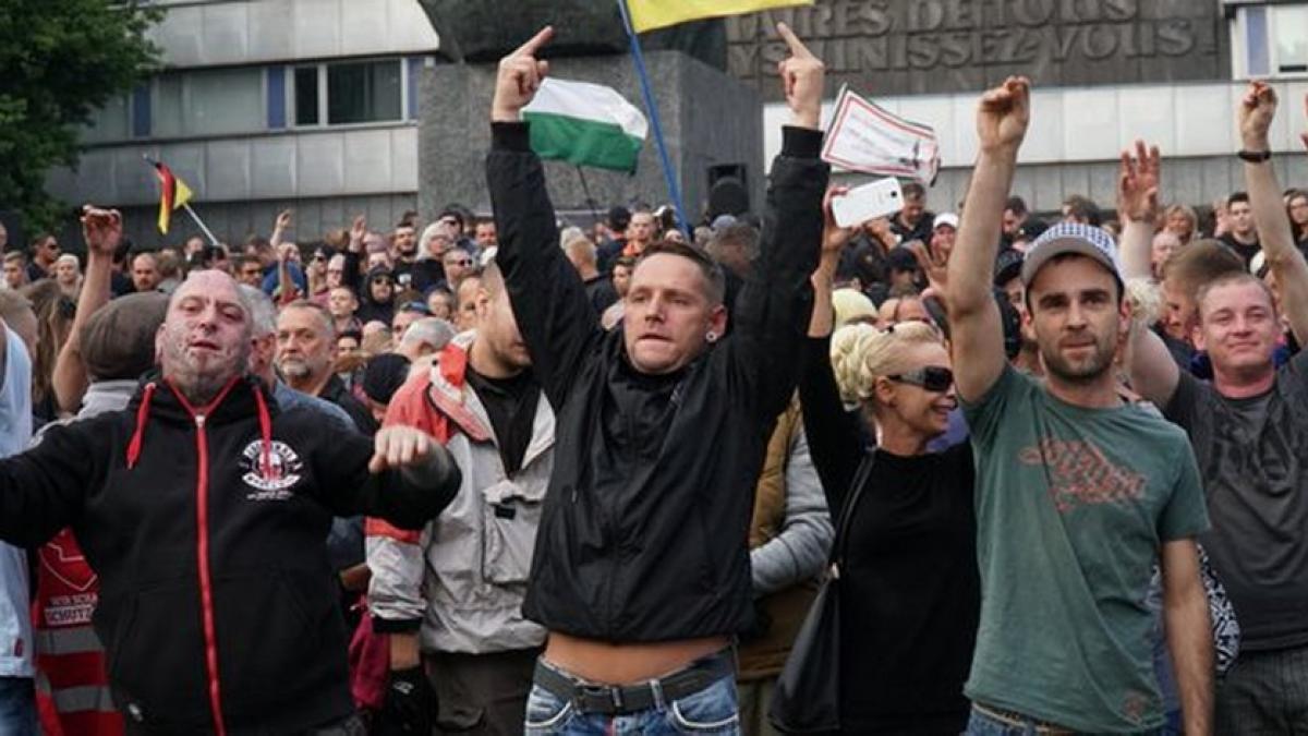 Germania: Guvernul, îngrozit de sloganurile naziste proferate la un protest în estul ţării