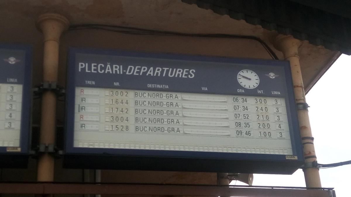 Circulația feroviară BLOCATĂ la Predeal. Cinci trenuri așteaptă redeschiderea traficului