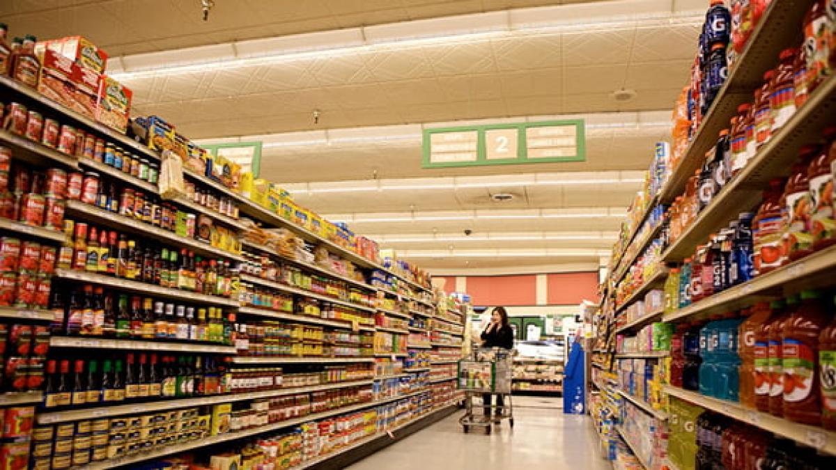 INS: Afacerile din comerţ, în creştere cu 9,3% în primele luni ale anului 