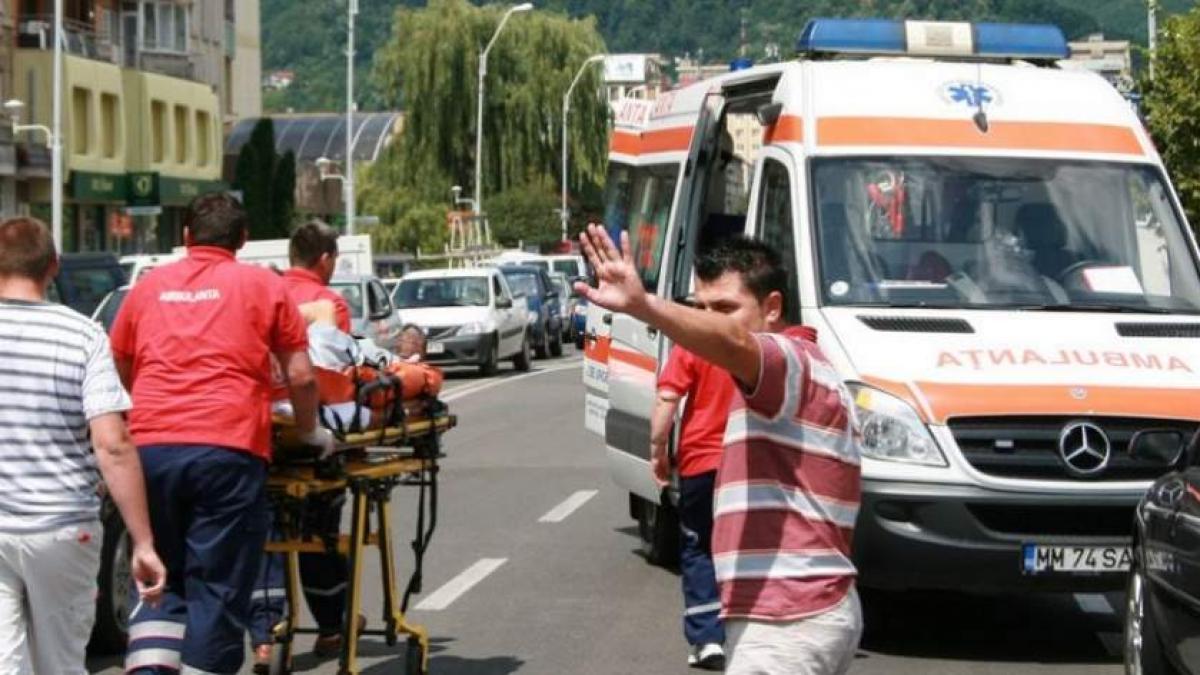 Accident teribil în Bucureşti! O tânără a fost accidentată grav pe şoseaua Mihai Bravu
