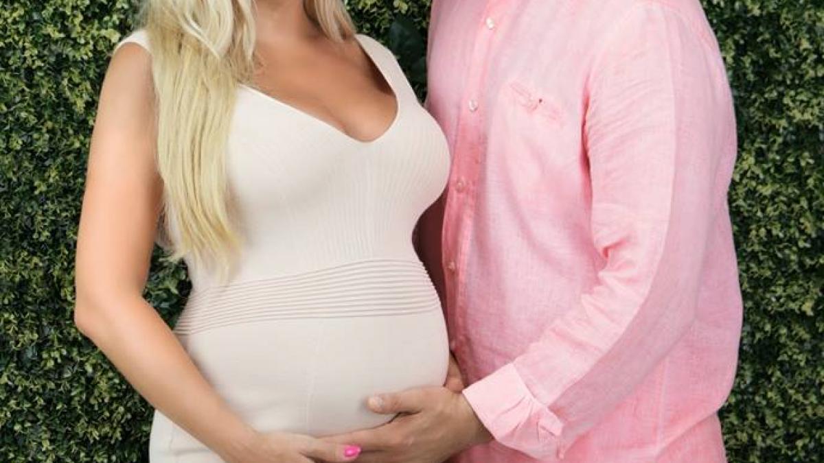 Elena Udrea a nascut o fetita. Prima reacție a lui Adrian Alexandrov