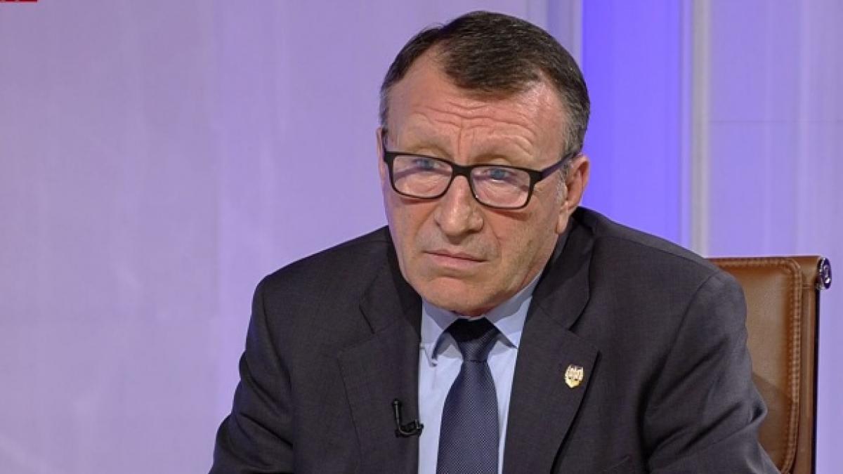 Stănescu: Sper ca, după CEx-ul de mâine, toţi parlamentarii social-democraţi care au plecat să revină în PSD