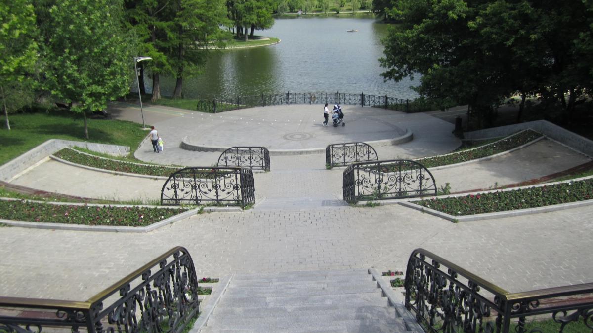 Eveniment caritabil pentru copiii defavorizați în Parcul Alexandru Ioan Cuza