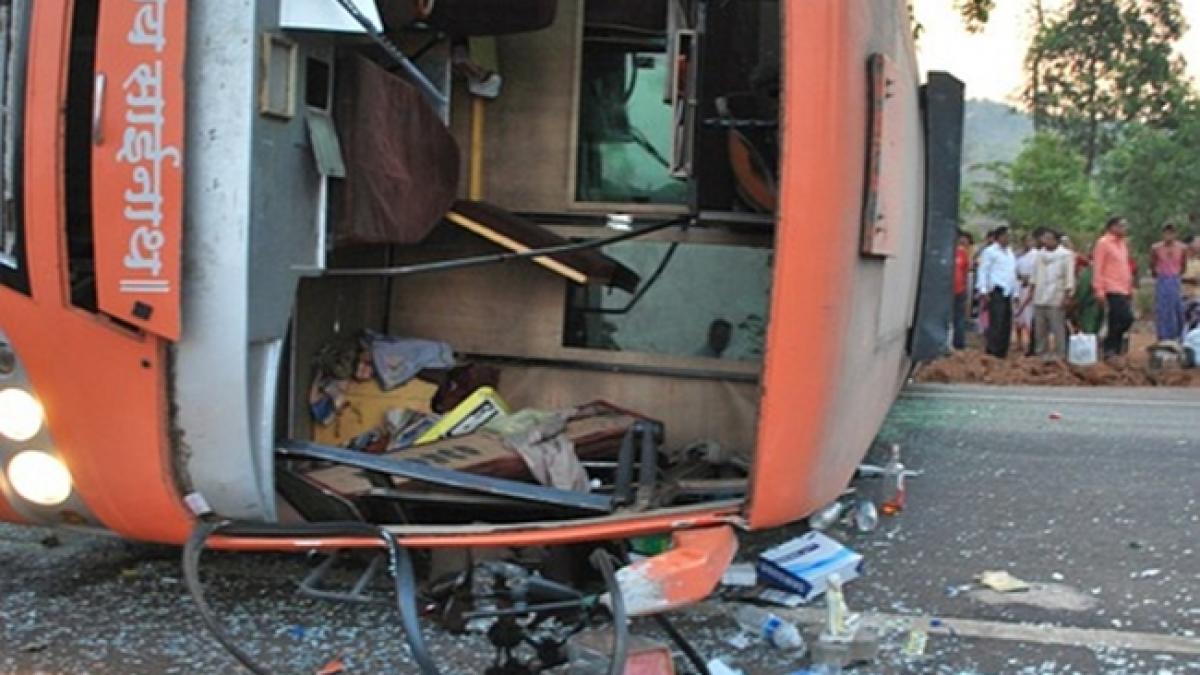 15 morţi într-un accident în care a fost implicat un camion cu migranţi în Turcia
