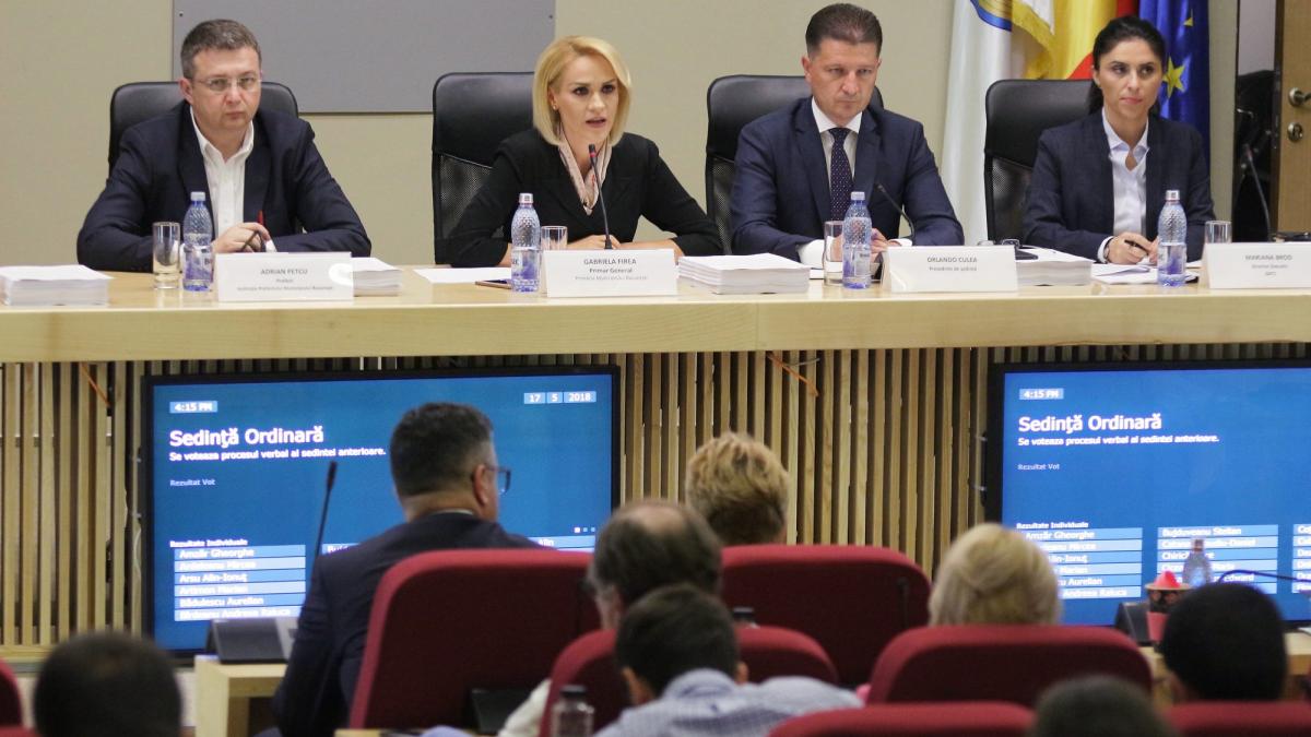Administraţii publice, desfiinţate de PMB