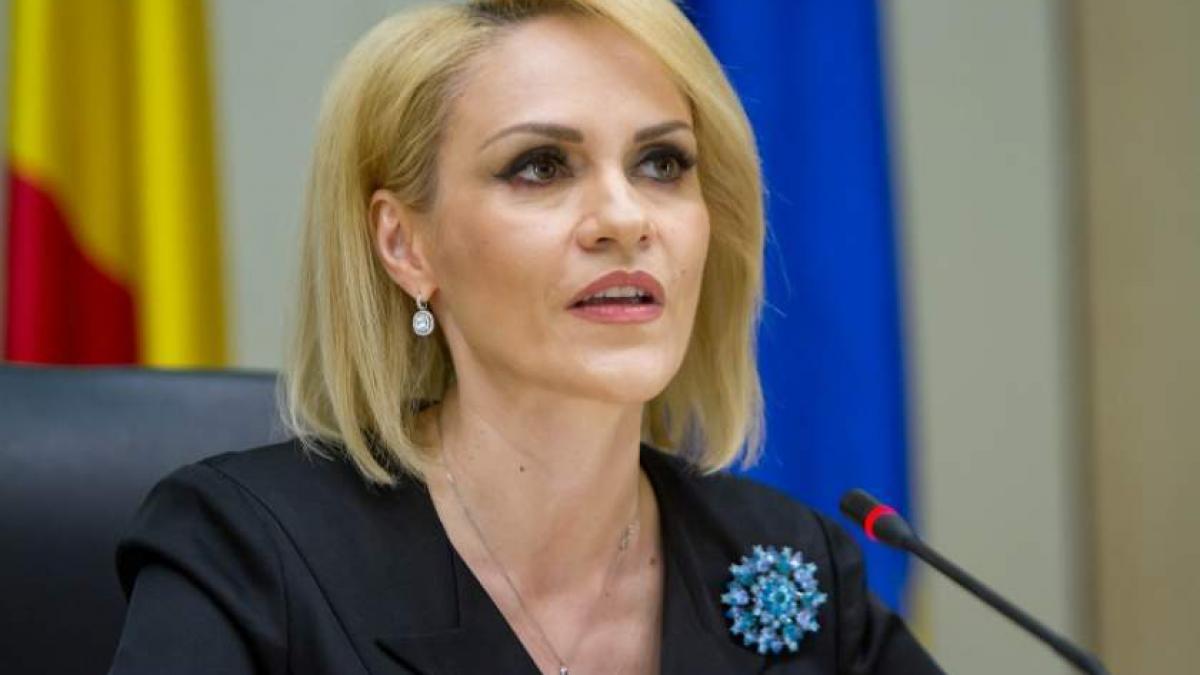 Schimb de SMS-uri între Gabriela Firea și Liviu Dragnea. Primarul Capitalei lansează acuzații GRAVE