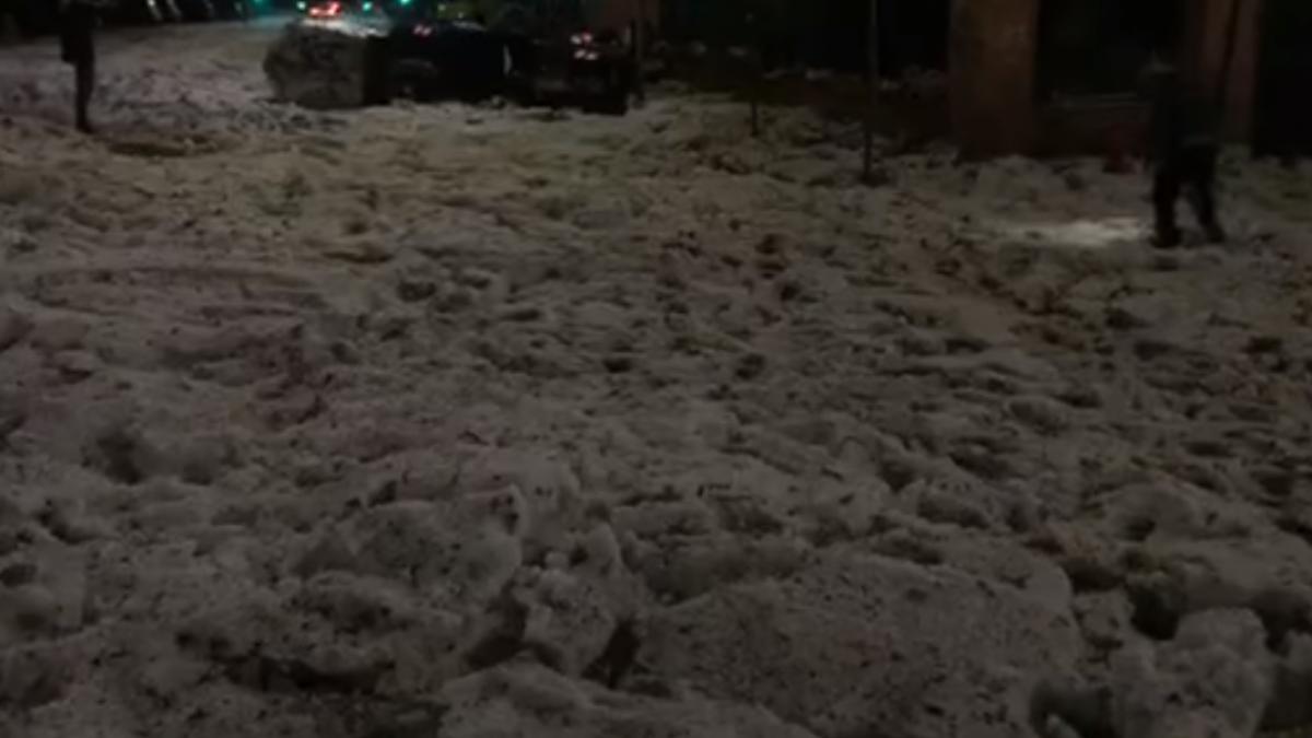 VIDEO. Căderi masive de grindină la Roma. Avertizarea de furtună este încă în vigoare