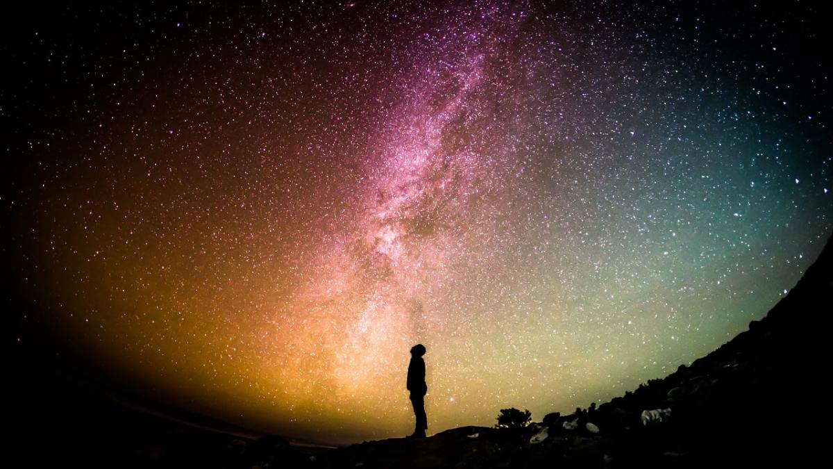 Horoscop. Luna noiembrie vine cu noi începuturi