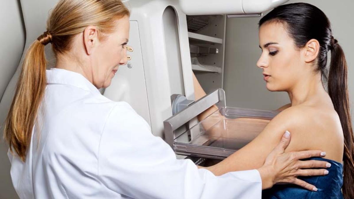 CNAS: În subprogramul de reconstrucţie mamară nu pot fi incluse pacientele care au contraindicaţii medicale
